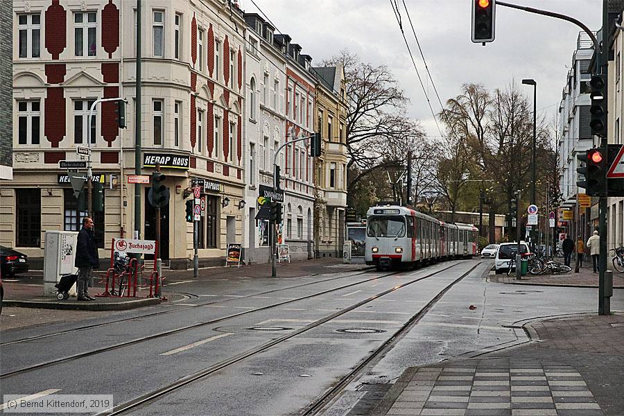 Düsseldorf - Stadtbahn - 3234
/ Bild: duesseldorf3234_bk1911270112.jpg