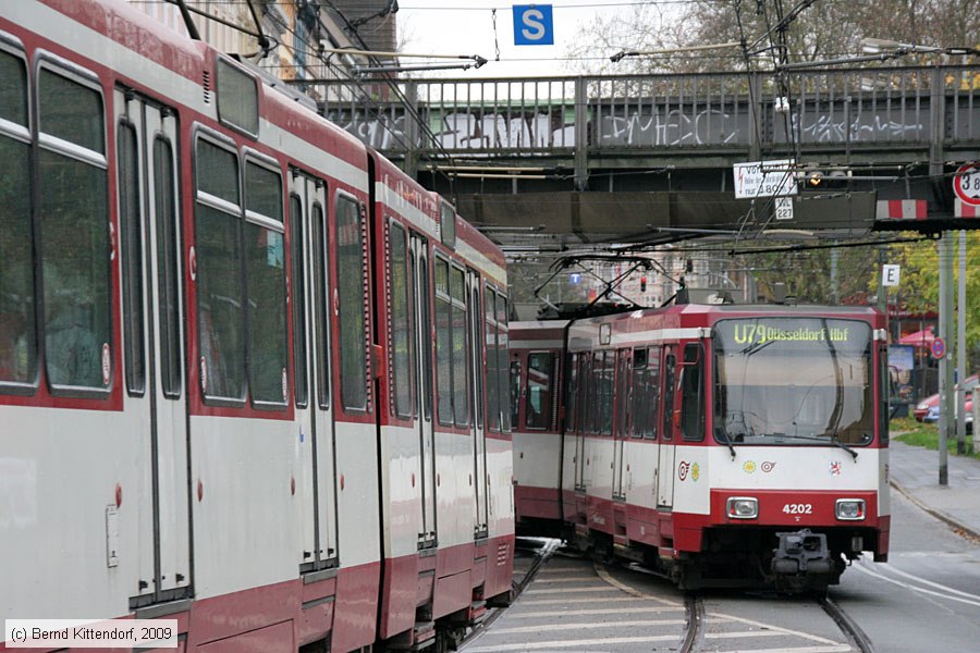 Düsseldorf - Stadtbahn - 4202
/ Bild: duesseldorf4202_bk0911240145.jpg