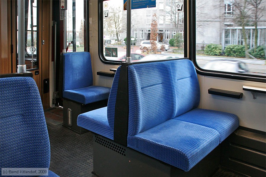 Düsseldorf - Stadtbahn - 4254 - Innenansicht
/ Bild: duesseldorf4254_bk0911220144.jpg