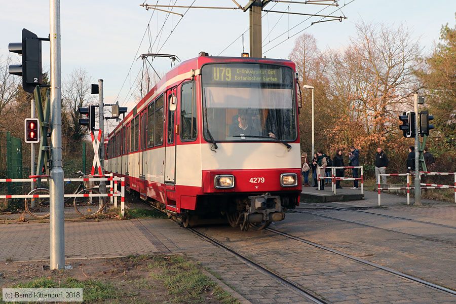 Düsseldorf - Stadtbahn - 4279
/ Bild: duesseldorf4279_bk1801300137.jpg