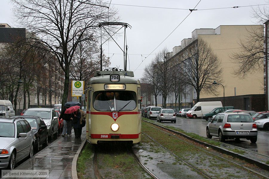 Düsseldorf - Straßenbahn - 2658
/ Bild: duesseldorf2658_bk0911230103.jpg