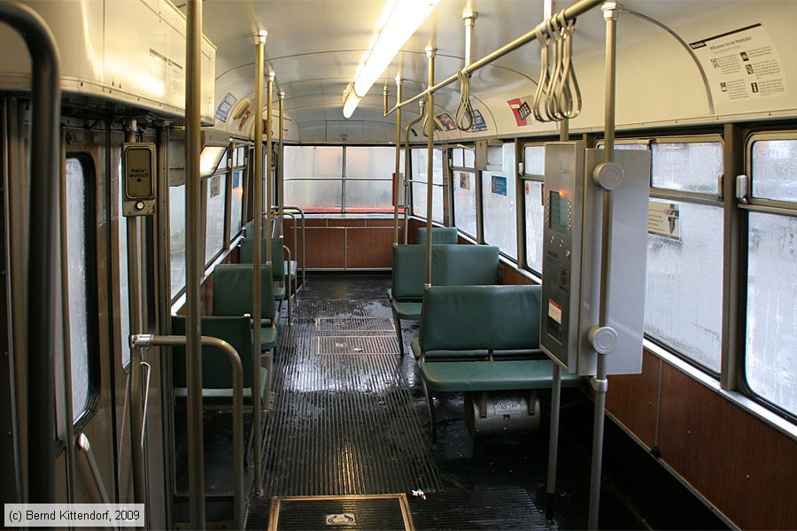 Düsseldorf - Straßenbahn - 2658 - Innenansicht
/ Bild: duesseldorf2658_bk0911230109.jpg