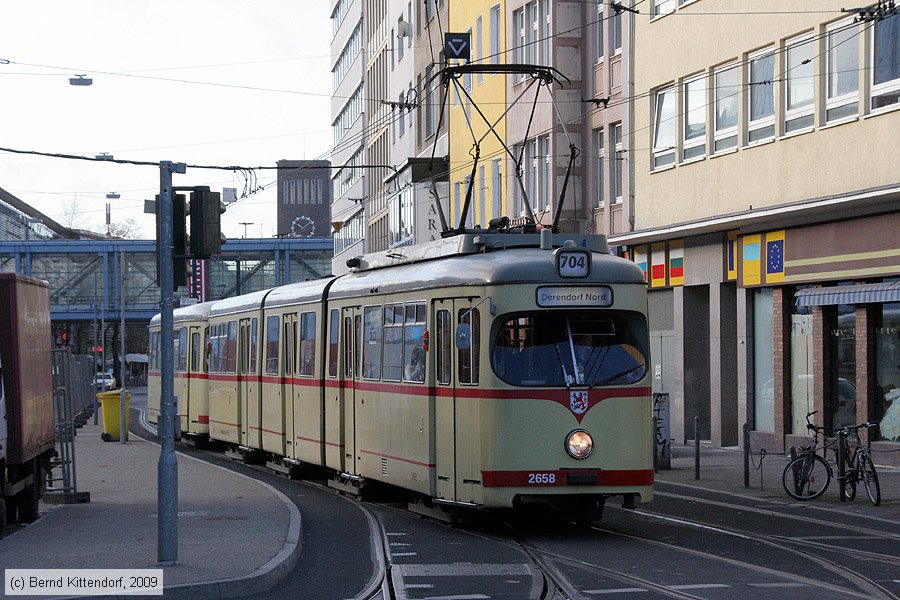 Düsseldorf - Straßenbahn - 2658
/ Bild: duesseldorf2658_bk0911260009.jpg