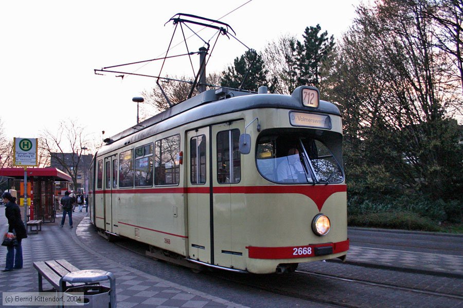D&uuml;sseldorf - Stra&szlig;enbahn - 2668
/ Bild: duesseldorf2668_e0002663.jpg