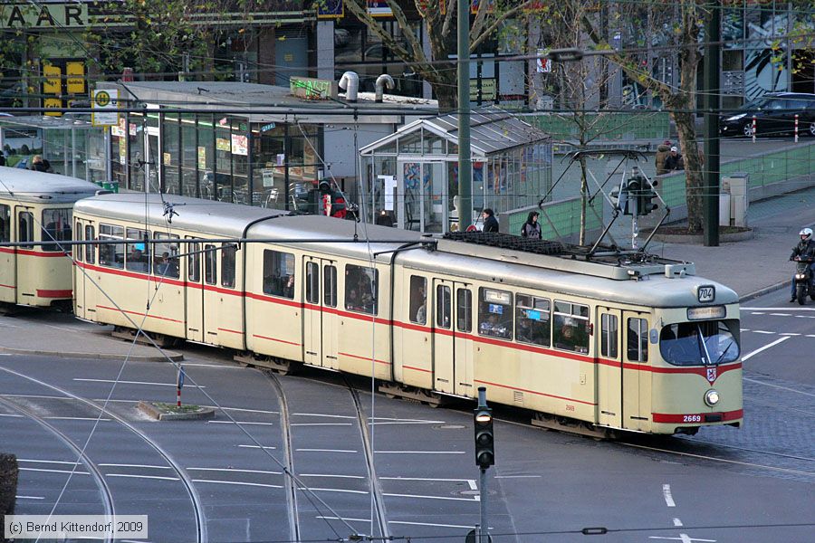Düsseldorf - Straßenbahn - 2669
/ Bild: duesseldorf2669_bk0911260001.jpg Düsseldorf - Straßenbahn - 2669
/ Bild: duesseldorf2669_bk0911260001.jpg