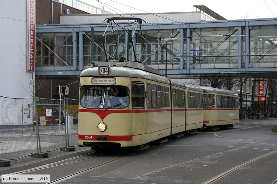 D&uuml;sseldorf - Stra&szlig;enbahn - 2664
/ Bild: duesseldorf2664_bk0911250008.jpg