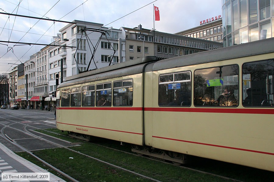Düsseldorf - Straßenbahn - 2965
/ Bild: duesseldorf2965_bk0911260399.jpg