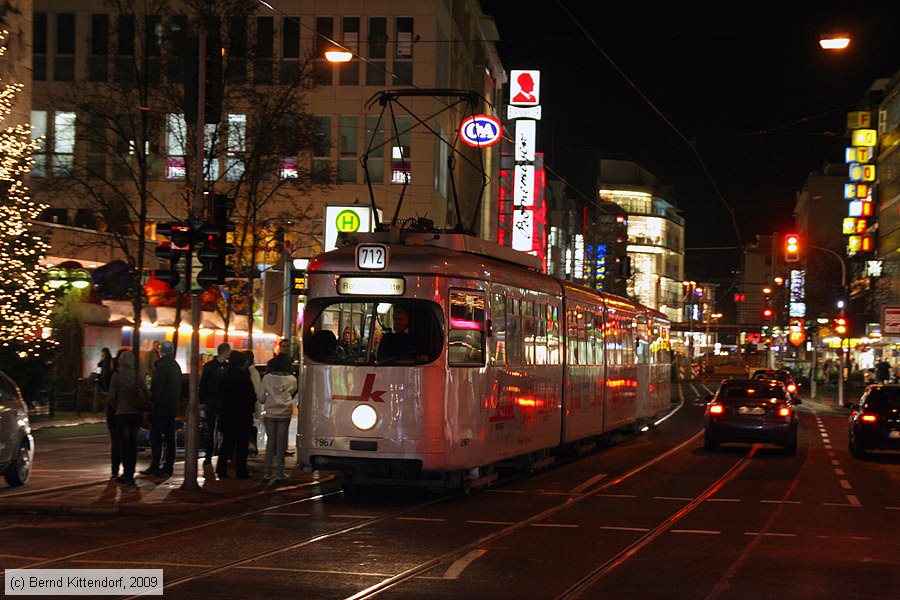 Düsseldorf - Straßenbahn - 2967
/ Bild: duesseldorf2967_bk0911240344.jpg