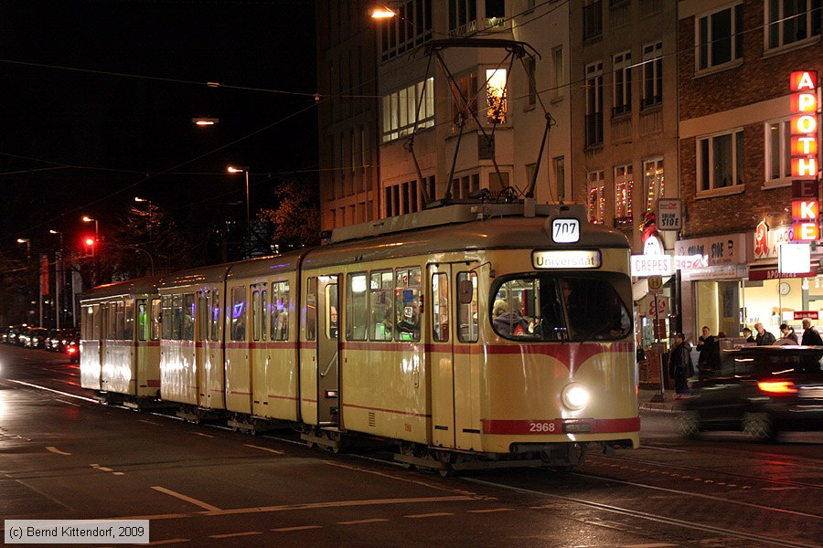Düsseldorf - Straßenbahn - 2968
/ Bild: duesseldorf2968_bk0911240378.jpg Düsseldorf - Straßenbahn - 2968
/ Bild: duesseldorf2968_bk0911240378.jpg