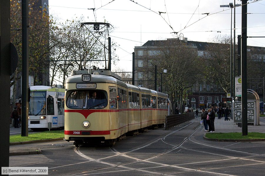 Düsseldorf - Straßenbahn - 2968
/ Bild: duesseldorf2968_bk0911260016.jpg Düsseldorf - Straßenbahn - 2968
/ Bild: duesseldorf2968_bk0911260016.jpg