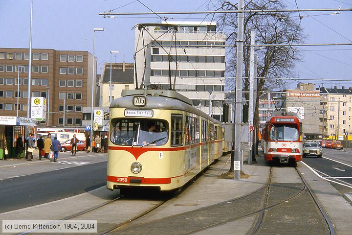Düsseldorf - Straßenbahn - 2358
/ Bild: duesseldorf2358_ds084613.jpg