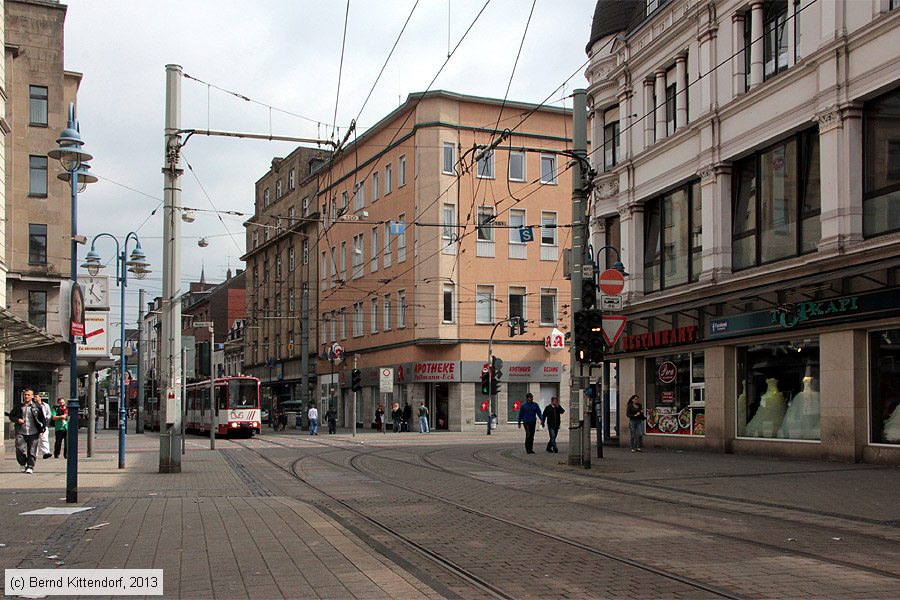 Straßenbahn Duisburg - Anlagen
/ Bild: duisburganlagen_bk1309020066.jpg