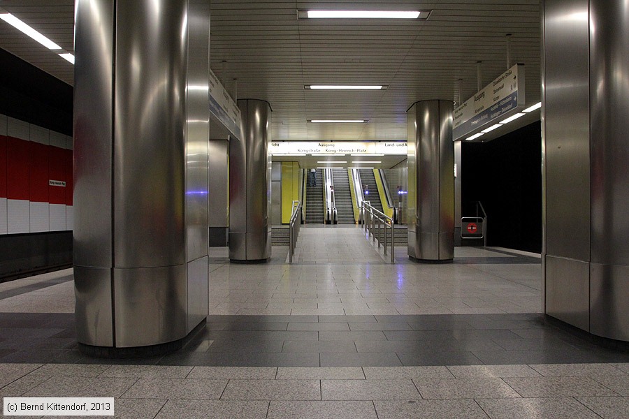 Straßenbahn Duisburg - Anlagen
/ Bild: duisburganlagen_bk1309020079.jpg