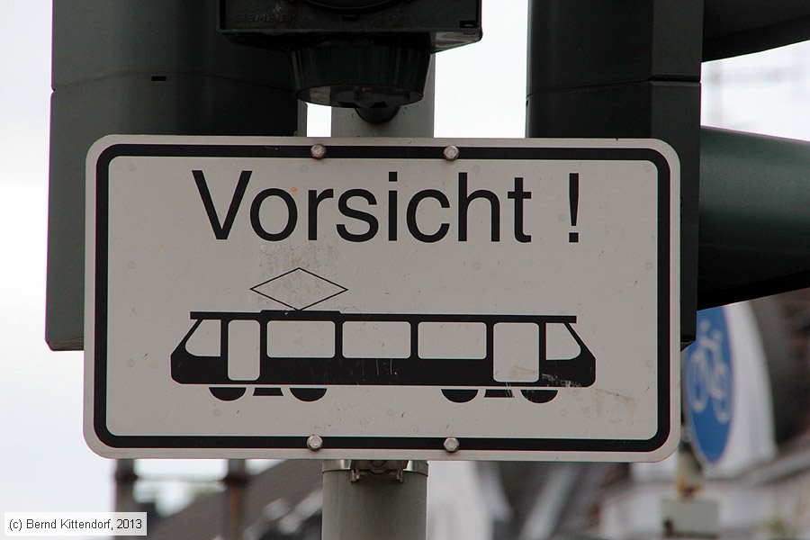 Straßenbahn Duisburg - Anlagen
/ Bild: duisburganlagen_bk1309020127.jpg Straßenbahn Duisburg - Anlagen
/ Bild: duisburganlagen_bk1309020127.jpg