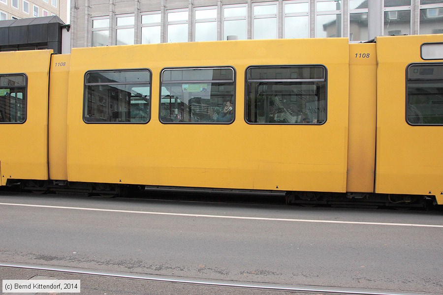 Straßenbahn Essen - 1108
/ Bild: essen1108_bk1405230013.jpg Straßenbahn Essen - 1108
/ Bild: essen1108_bk1405230013.jpg