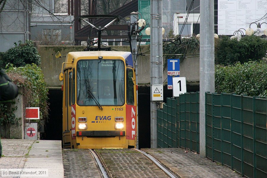 Straßenbahn Essen - 1165
/ Bild: essen1165_bk1102140025.jpg