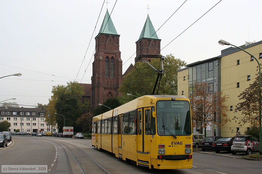 Straßenbahn Essen - 1176
/ Bild: essen1176_bk0910230100.jpg