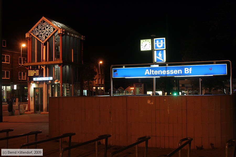 Stadtbahn Essen - Anlagen
/ Bild: essenanlagen_bk0910210281.jpg