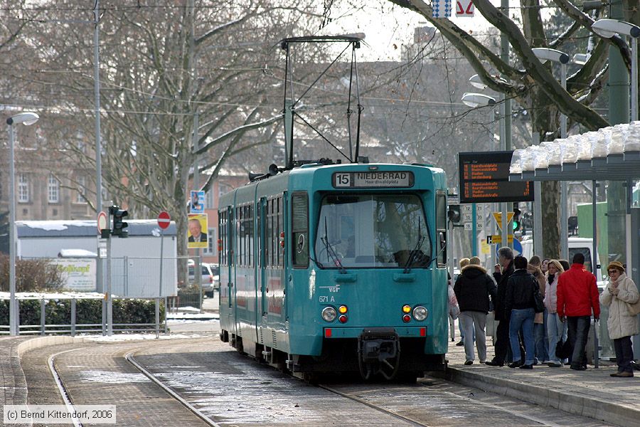 Straßenbahn Frankfurt (Main) - 671
/ Bild: frankfurtmain671_bk0603060033.jpg
