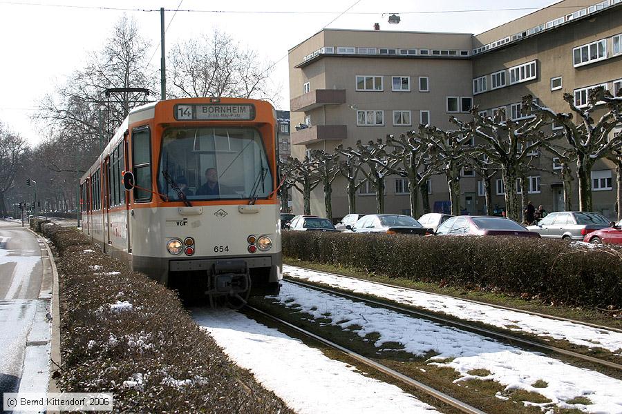 Straßenbahn Frankfurt (Main) - 654
/ Bild: frankfurtmain654_bk0603060132.jpg