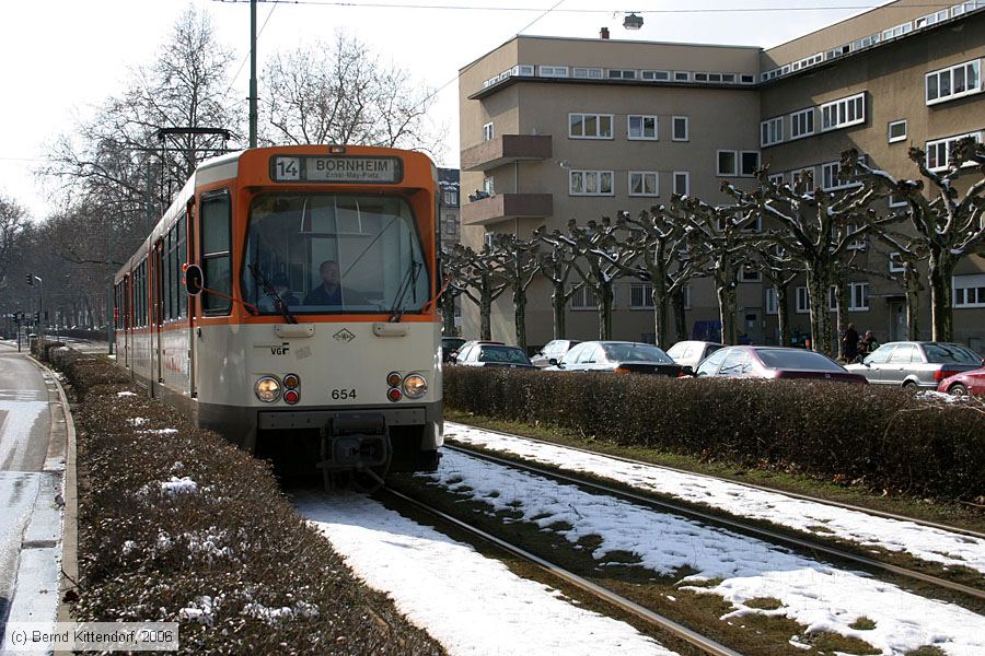 Stra&szlig;enbahn Frankfurt (Main) - 654
/ Bild: frankfurtmain654_bk0603060132.jpg
