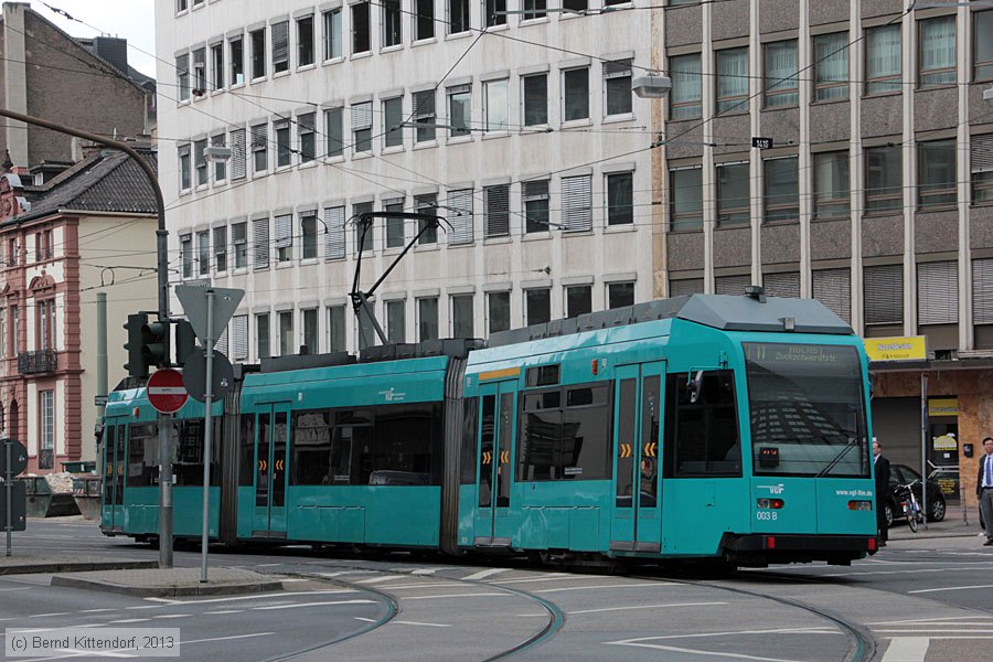 Straßenbahn Frankfurt (Main) - 003
/ Bild: frankfurtmain003_bk1309120366.jpg