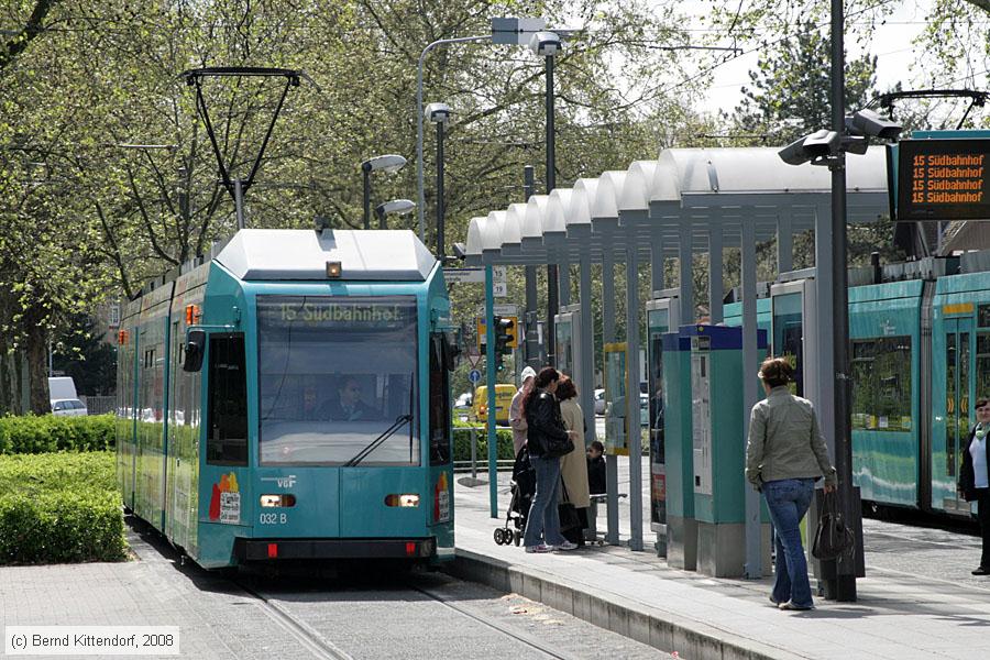 Straßenbahn Frankfurt (Main) - 032
/ Bild: frankfurtmain032_bk0805020100.jpg