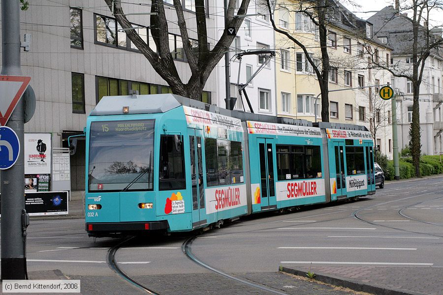 Straßenbahn Frankfurt (Main) - 032
/ Bild: frankfurtmain032_bk0805020137.jpg