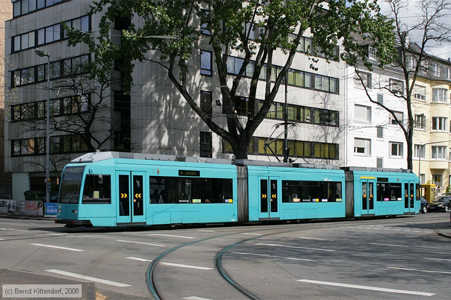 Straßenbahn Frankfurt (Main) - 038
/ Bild: frankfurtmain038_bk0805020098.jpg