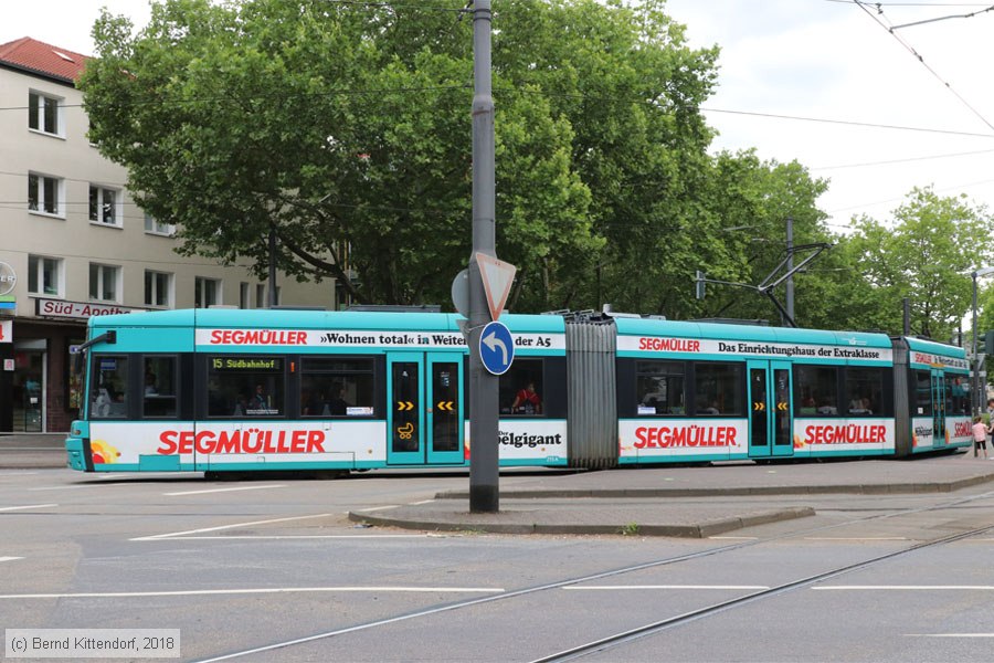 Straßenbahn Frankfurt (Main) - 215
/ Bild: frankfurtmain215_bk1806180071.jpg