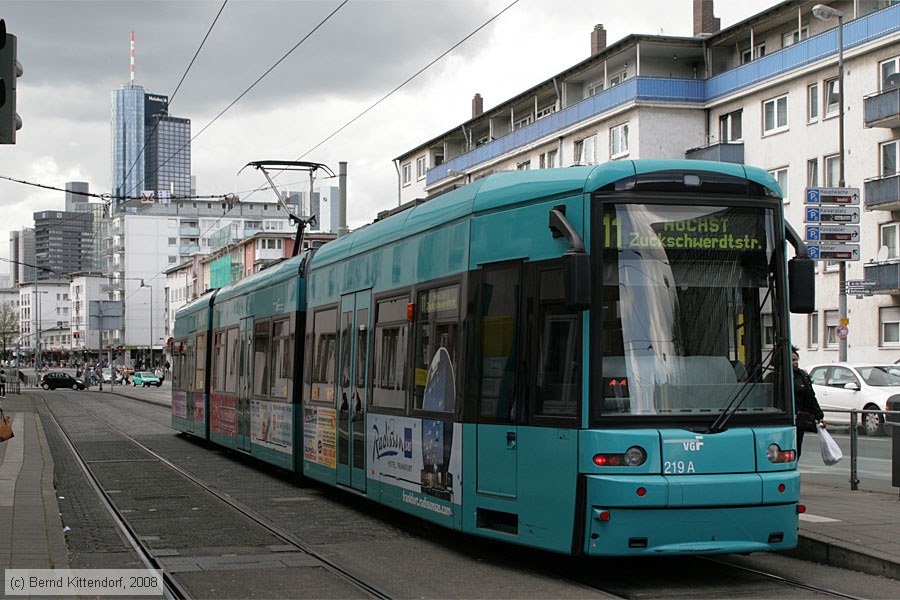 Straßenbahn Frankfurt (Main) - 219
/ Bild: frankfurtmain219_bk0805020223.jpg