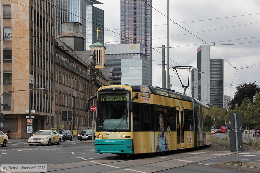 Stra&szlig;enbahn Frankfurt (Main) - 229
/ Bild: frankfurtmain229_bk1309120359.jpg