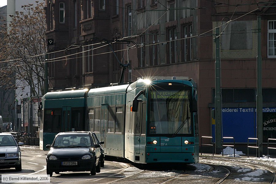 Straßenbahn Frankfurt (Main) - 237
/ Bild: frankfurtmain237_bk0603060208.jpg