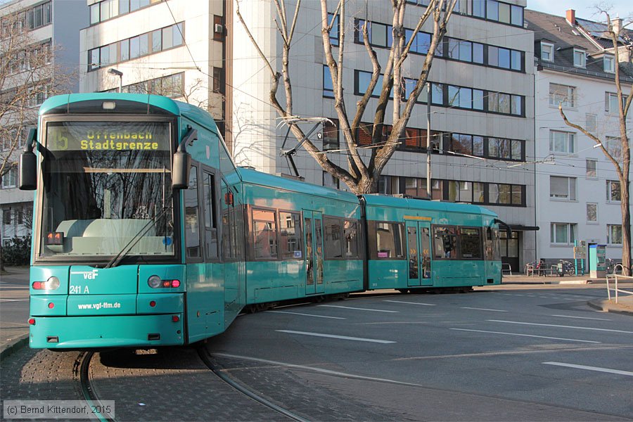 Straßenbahn Frankfurt (Main) - 241
/ Bild: frankfurtmain241_bk1503170089.jpg