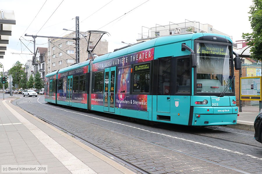 Straßenbahn Frankfurt (Main) - 242
/ Bild: frankfurtmain242_bk1806180102.jpg