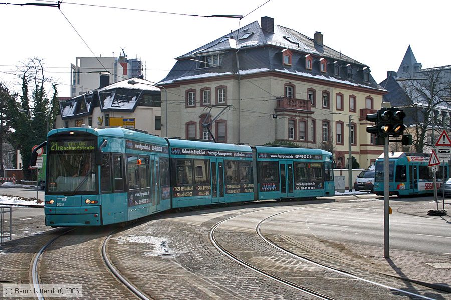 Straßenbahn Frankfurt (Main) - 243
/ Bild: frankfurtmain243_bk0603060088.jpg