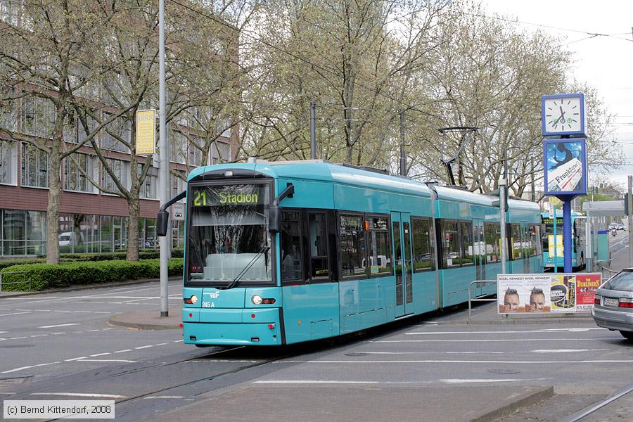 Straßenbahn Frankfurt (Main) - 245
/ Bild: frankfurtmain245_bk0805020115.jpg