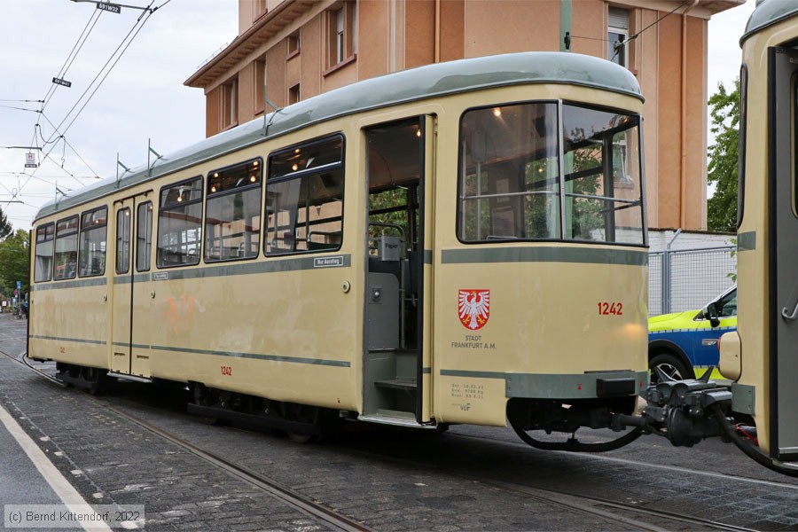 Stra&szlig;enbahn Frankfurt (Main) - 1242
/ Bild: frankfurtmain1242_bk2209030087.jpg