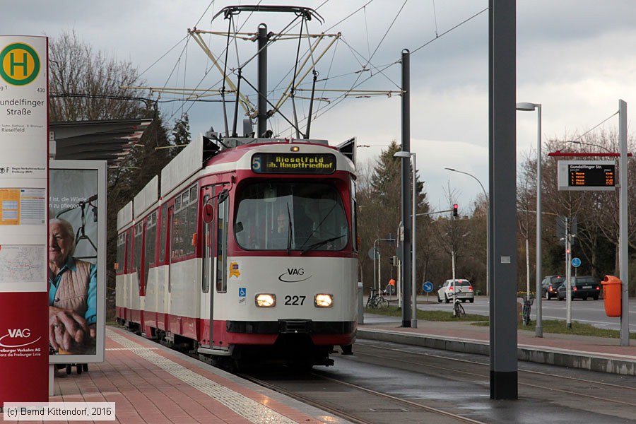 Straßenbahn Freiburg im Breisgau - 227
/ Bild: freiburg227_bk1603230316.jpg