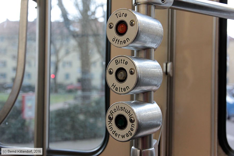 Straßenbahn Freiburg im Breisgau - 227 - Innenansicht
/ Bild: freiburg227_bk1603230323.jpg