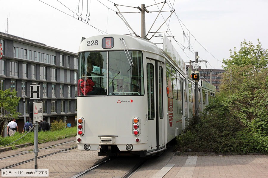 Straßenbahn Freiburg im Breisgau - 228
/ Bild: freiburg228_bk1604220112.jpg