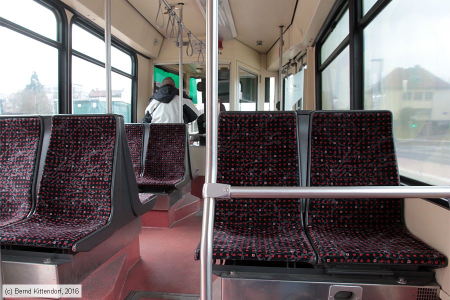 Straßenbahn Freiburg im Breisgau - 242 - Innenansicht
/ Bild: freiburg242_bk1603230071.jpg