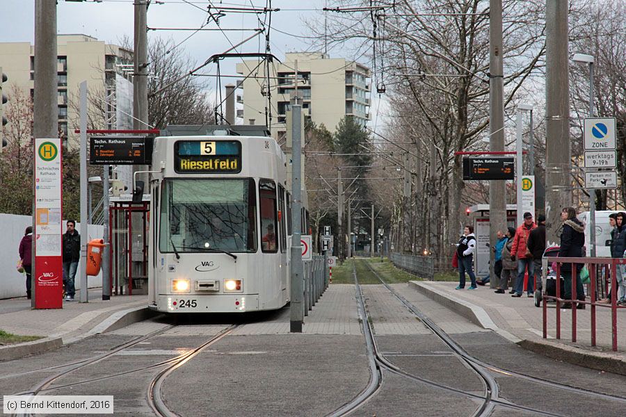 Straßenbahn Freiburg im Breisgau - 245
/ Bild: freiburg245_bk1603230325.jpg Straßenbahn Freiburg im Breisgau - 245
/ Bild: freiburg245_bk1603230325.jpg
