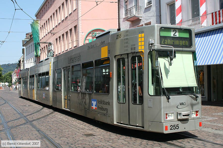 Straßenbahn Freiburg im Breisgau - 255
/ Bild: freiburg255_bk0708060125.jpg Straßenbahn Freiburg im Breisgau - 255
/ Bild: freiburg255_bk0708060125.jpg