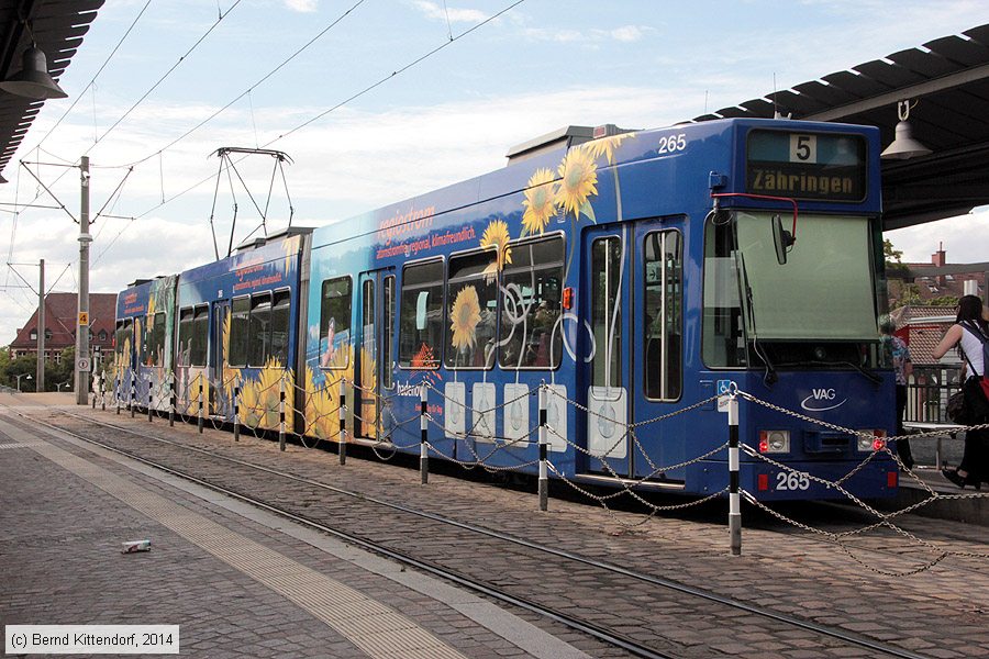Straßenbahn Freiburg im Breisgau - 265
/ Bild: freiburg265_bk1408120362.jpg Straßenbahn Freiburg im Breisgau - 265
/ Bild: freiburg265_bk1408120362.jpg