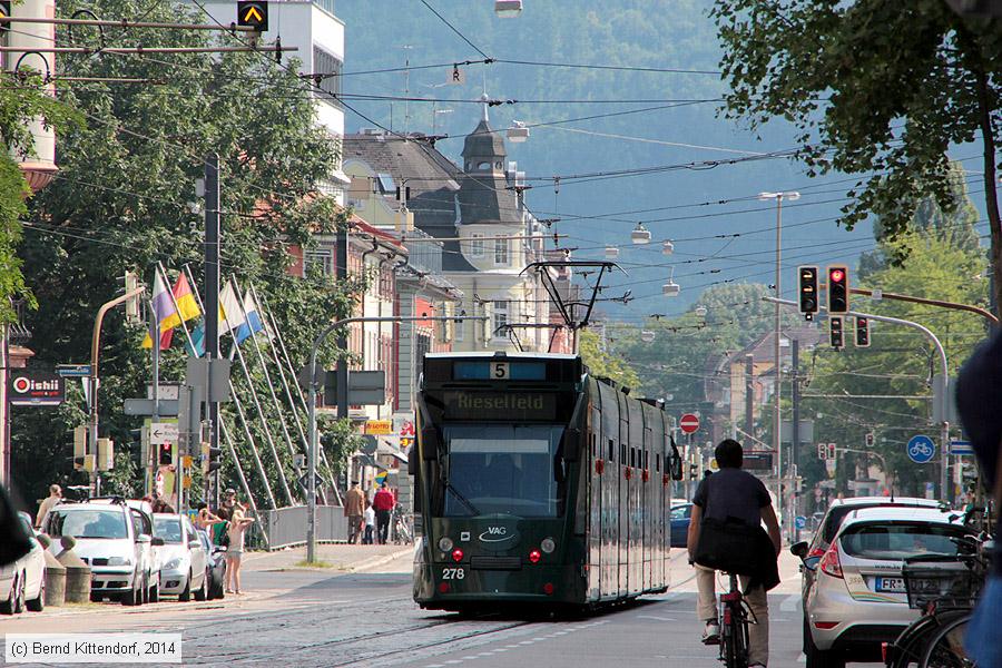 Straßenbahn Freiburg im Breisgau - 278
/ Bild: freiburg278_bk1408010415.jpg Straßenbahn Freiburg im Breisgau - 278
/ Bild: freiburg278_bk1408010415.jpg