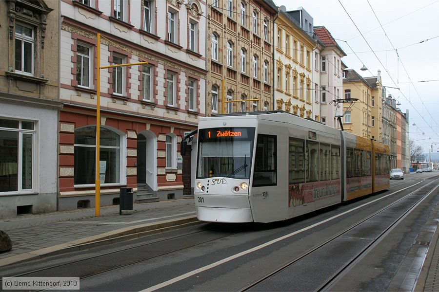 Straßenbahn Gera - 201
/ Bild: gera201_bk1004160013.jpg