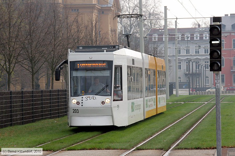 Stra&szlig;enbahn Gera - 203
/ Bild: gera203_bk1004130014.jpg