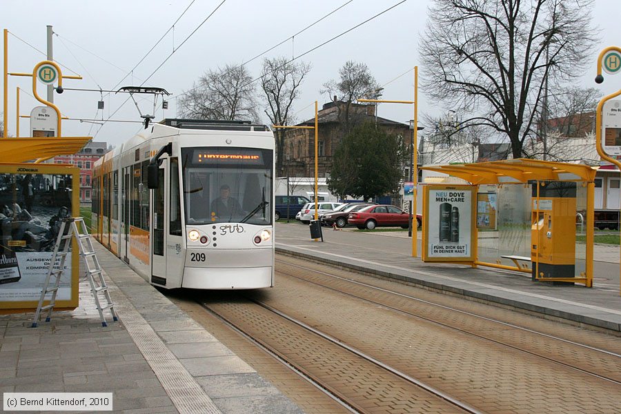 Straßenbahn Gera - 209
/ Bild: gera209_bk1004140001.jpg