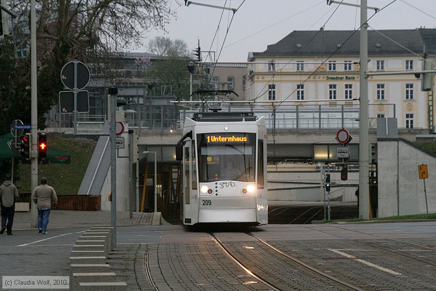 Straßenbahn Gera - 209
/ Bild: gera209_cw1004140231.jpg